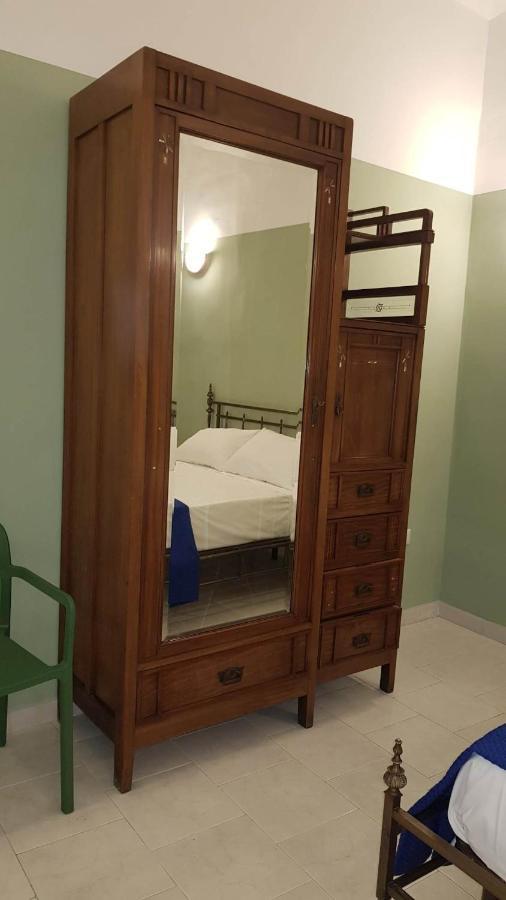 Santa Chiara Home Spaccanapoli Luaran gambar